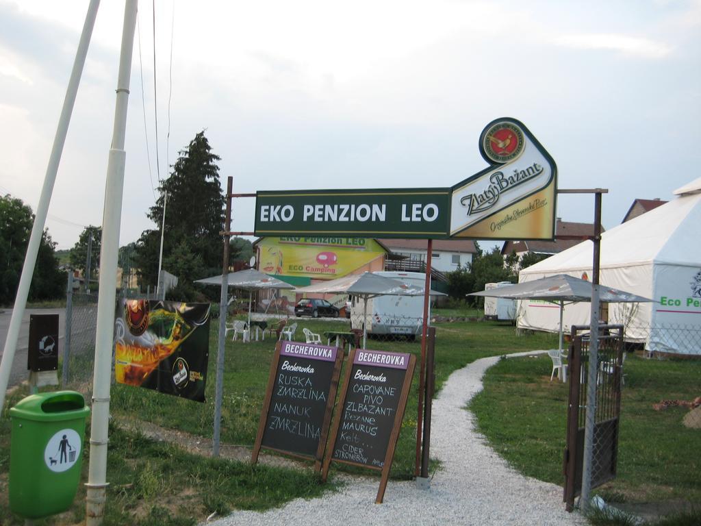 Eko Penzion Leo Dudince Exterior photo